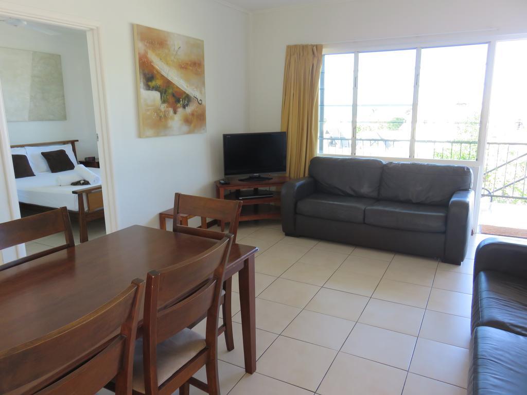 Airlie Beach Apartments Rum bild